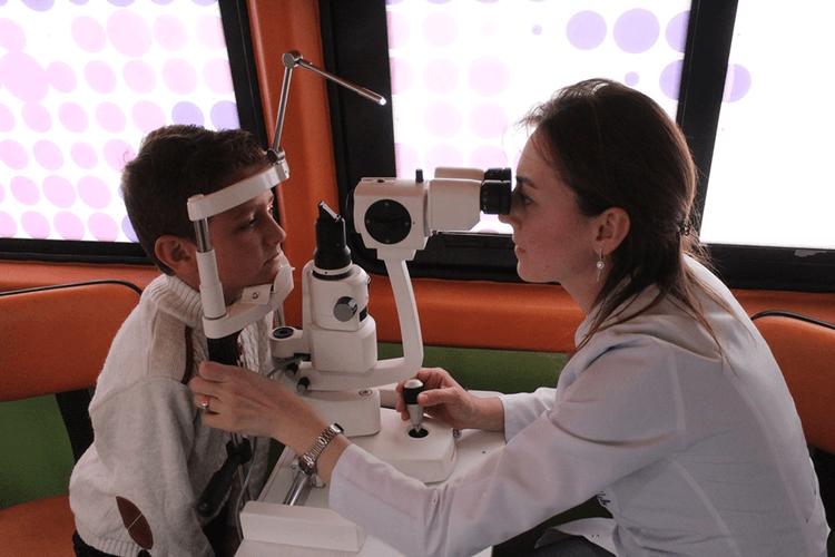 Как Huawei собирается диагностировать глазные заболевания при помощи своих смартфонов и ИИ