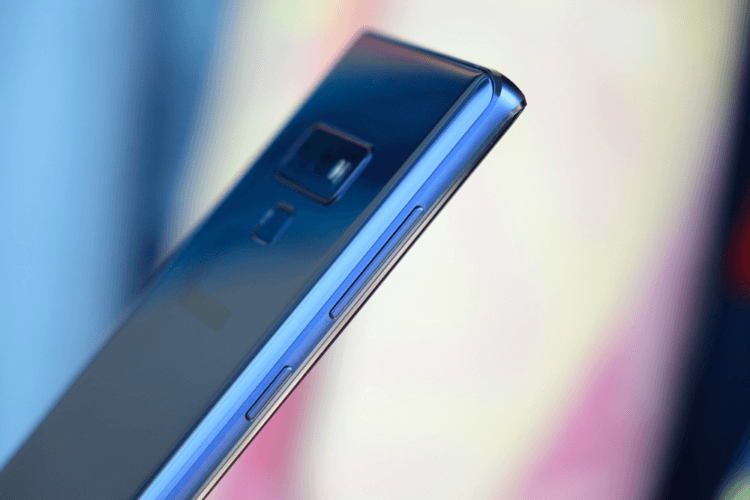 Оба Galaxy Note 10 лишатся разъёма для наушников и всех физических кнопок