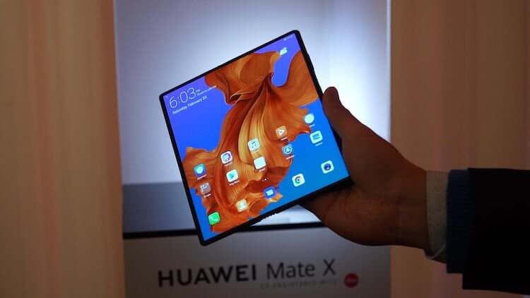 Huawei отложила релиз складного Mate X