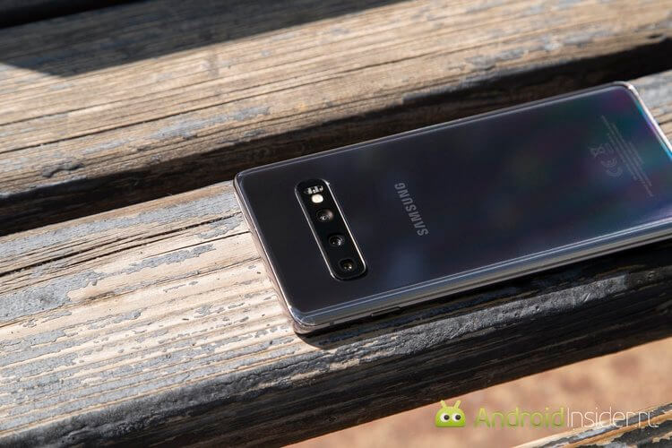 Samsung Galaxy S10 — хороший, но с изъянами
