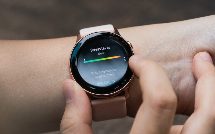 Samsung представила часы Watch Active 2. Они измеряют ЭКГ и стоят дешевле Apple Watch